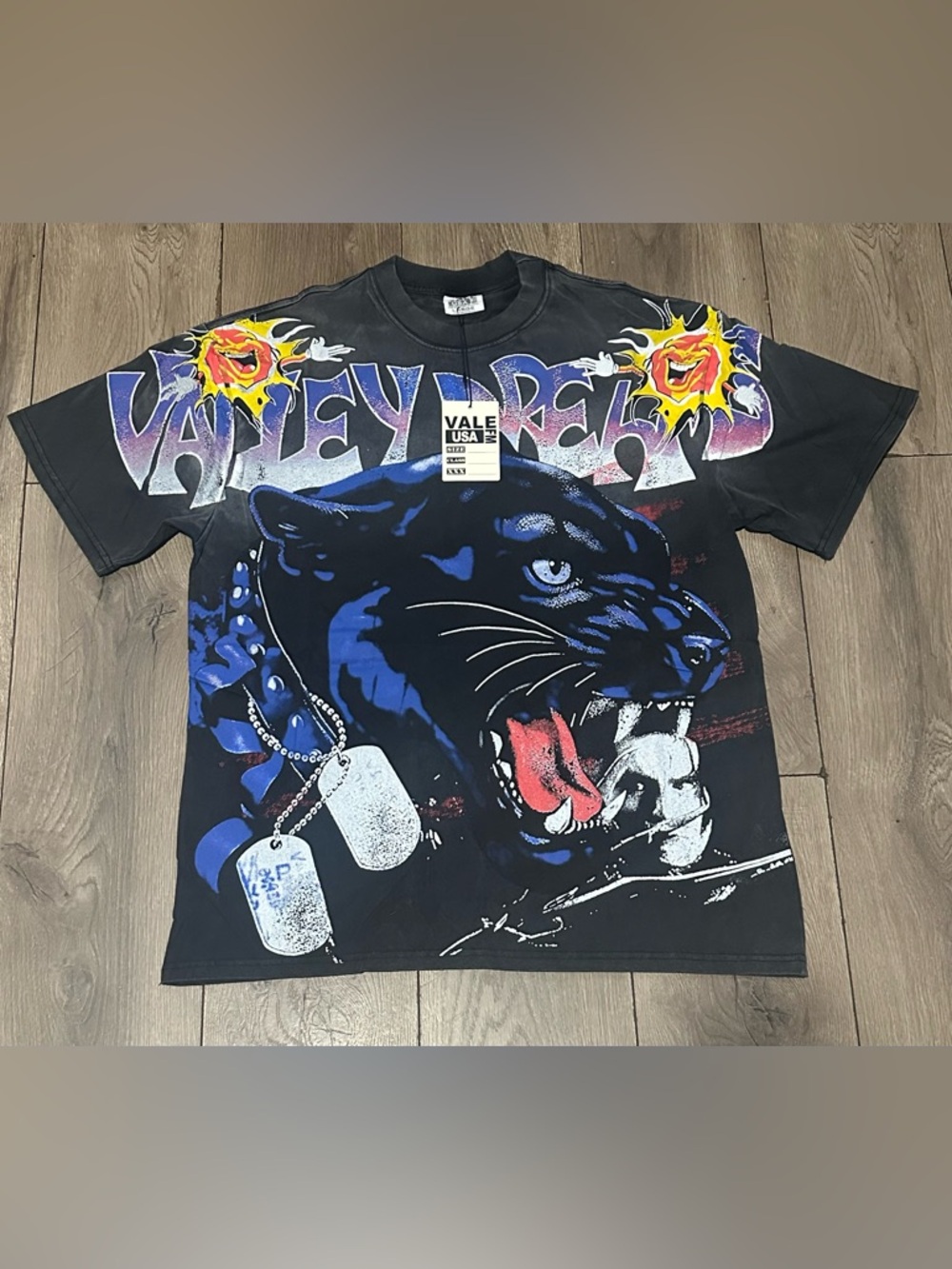 Valley dreams Rebel Graphic Panther Tee - Black & Blue